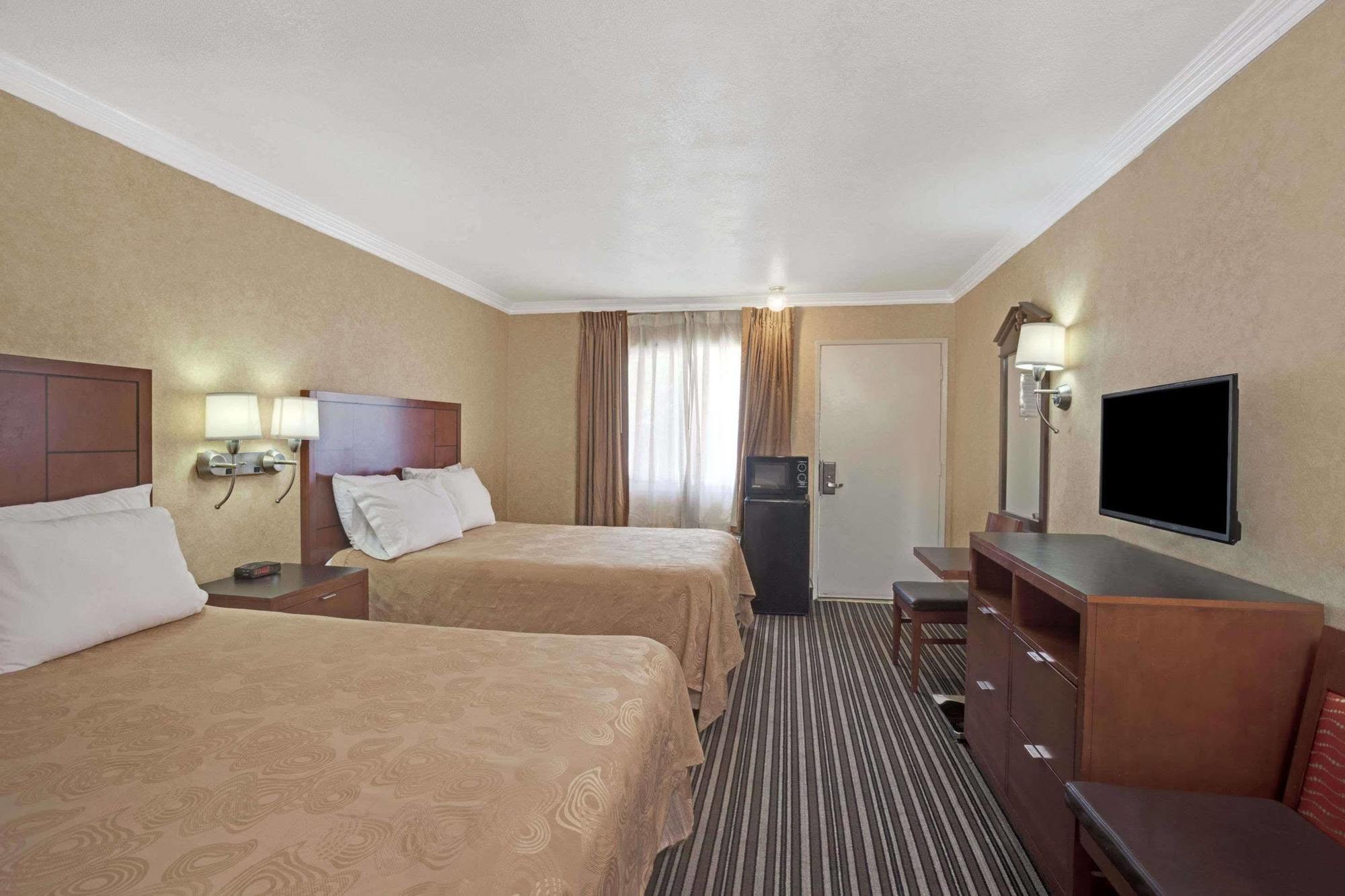 Buena Park Inn Exterior photo